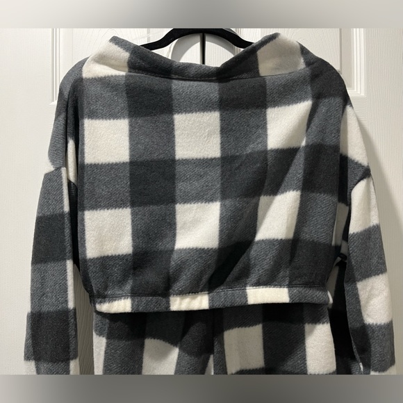 Tinas Fashion Plaid 2 Piece Pant Set NWT - Picture 3 of 9